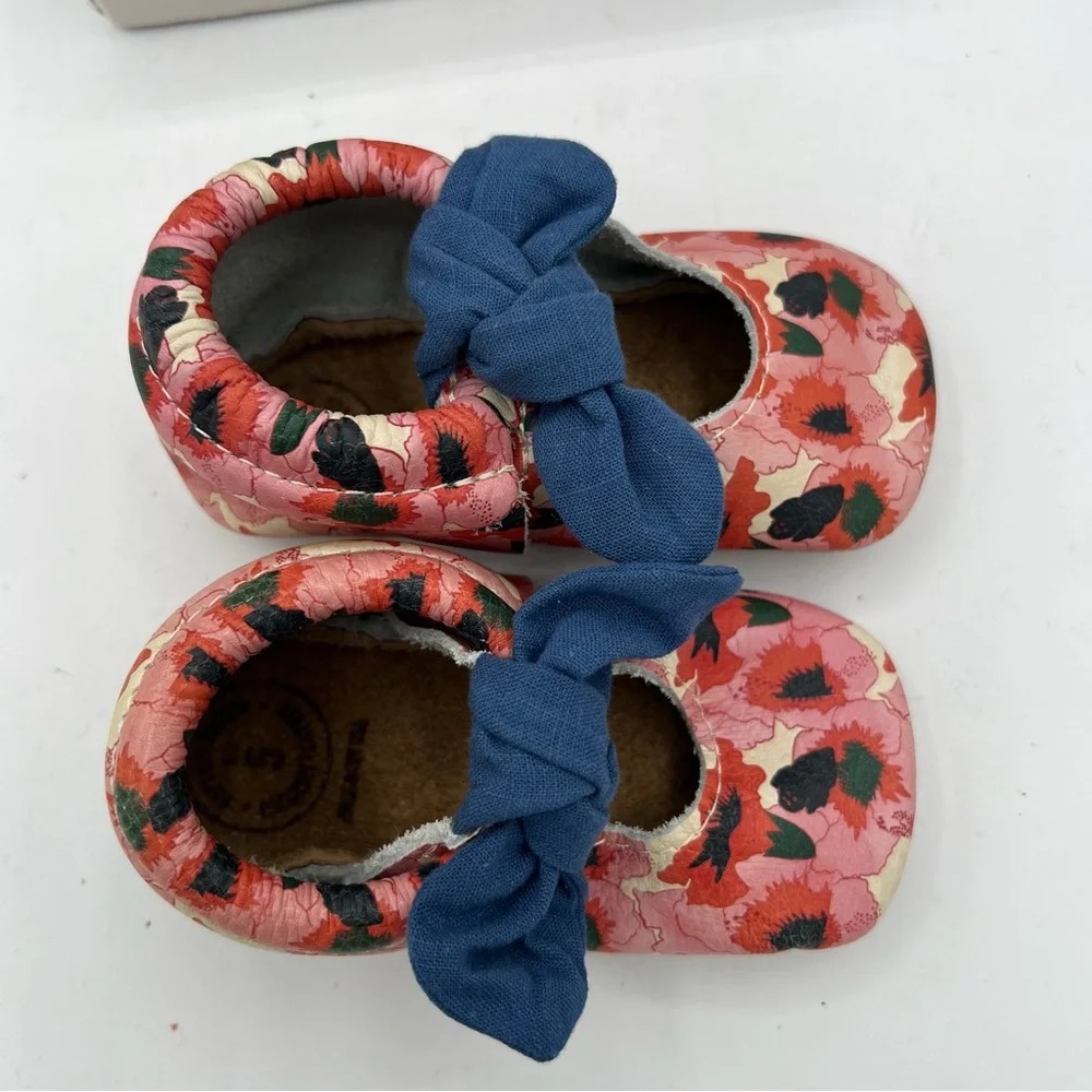 Freshly Picked Knotted Bow Moccasins Leather Toddler Sz 5 Island Bloom Floral
